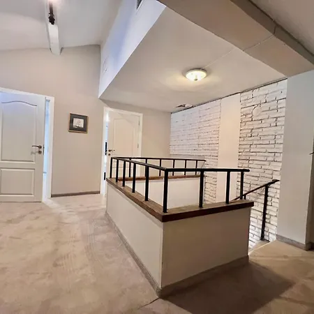 Just House 바르나